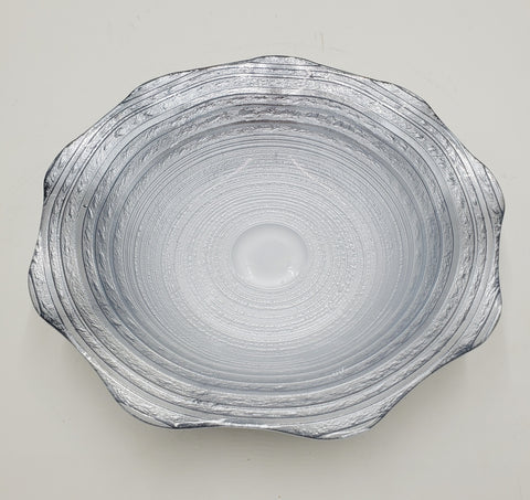 8.25" GLASS BOWL-SILVER DESIGN