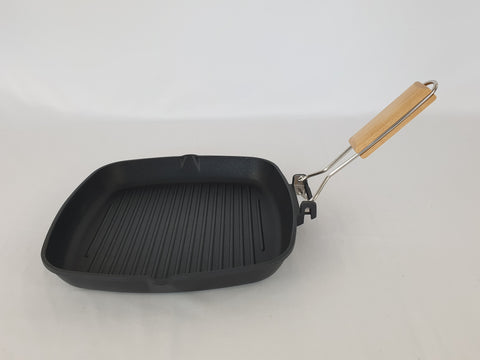 11" GRIDDLE W/WOOD HANDLE